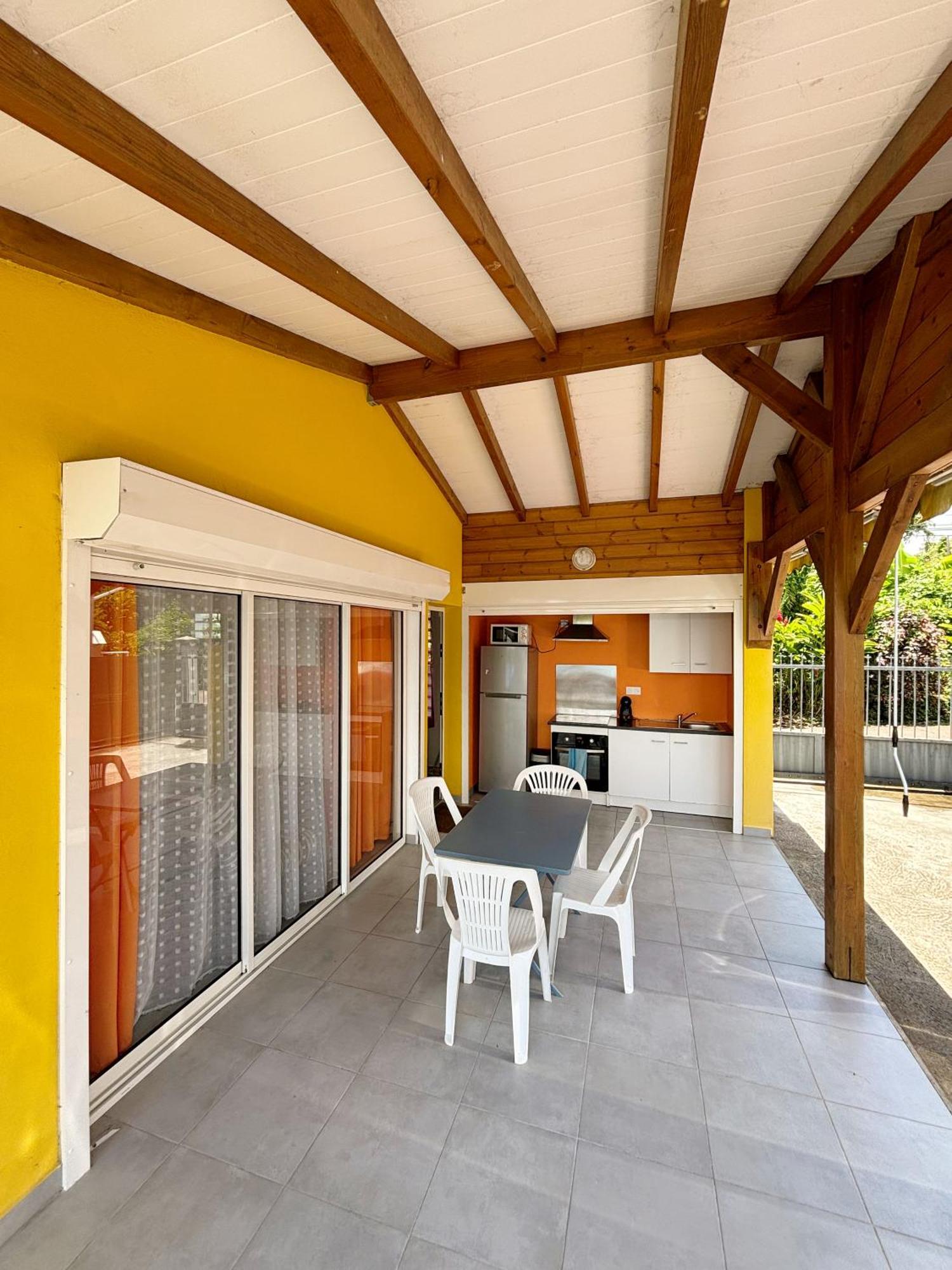 Bung'Hello Village, Piscine Et Parking Gratuit Trois-Rivieres Exterior photo